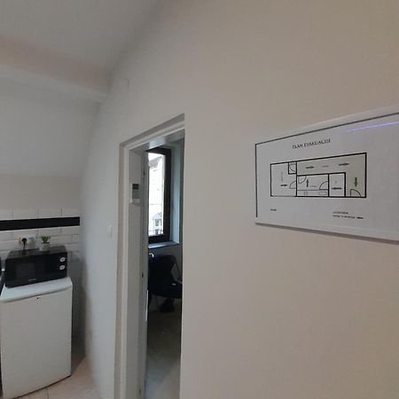 スボティツァCool & Cozy Centerアパートメント エクステリア 写真