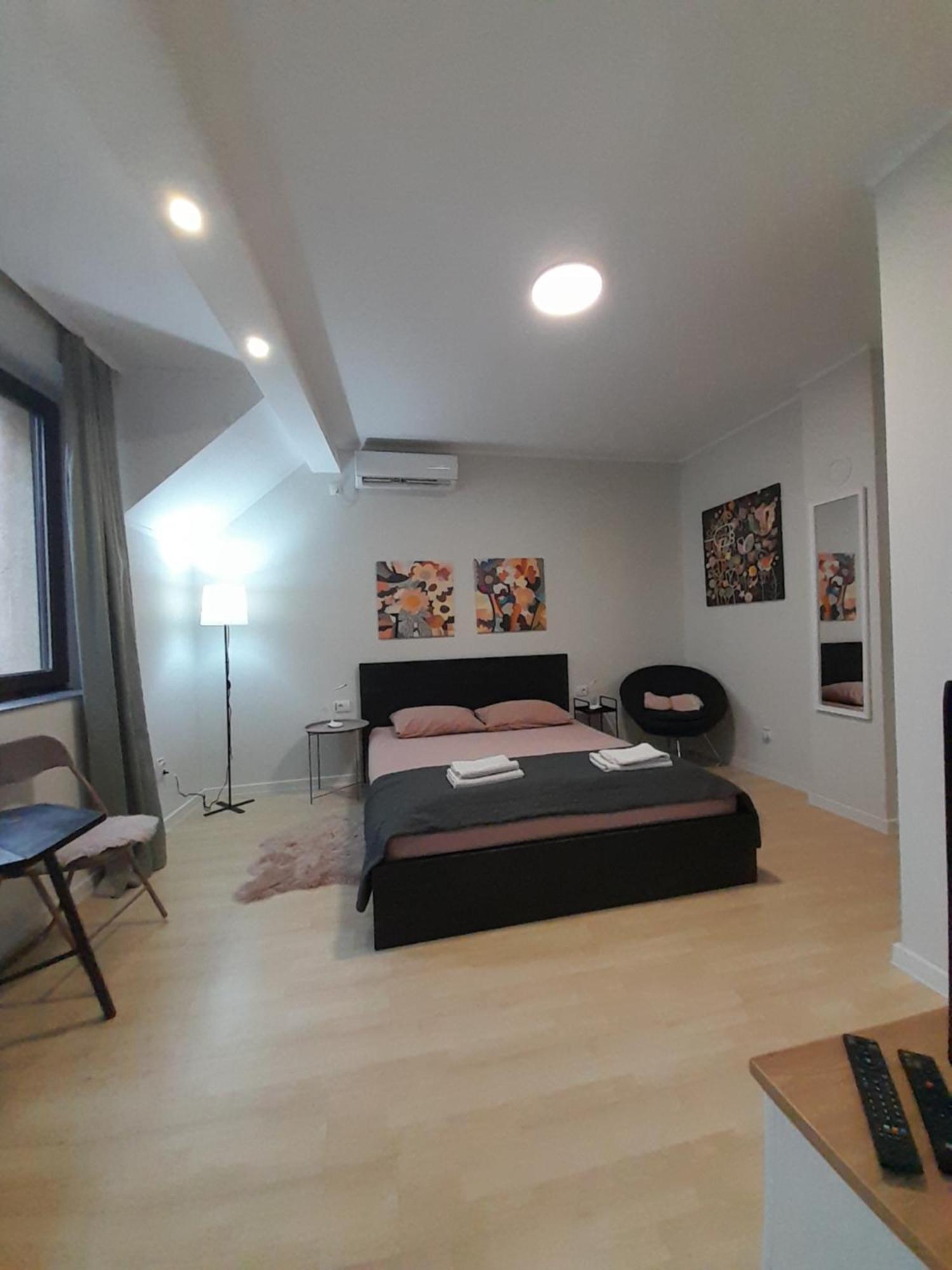 スボティツァCool & Cozy Centerアパートメント エクステリア 写真