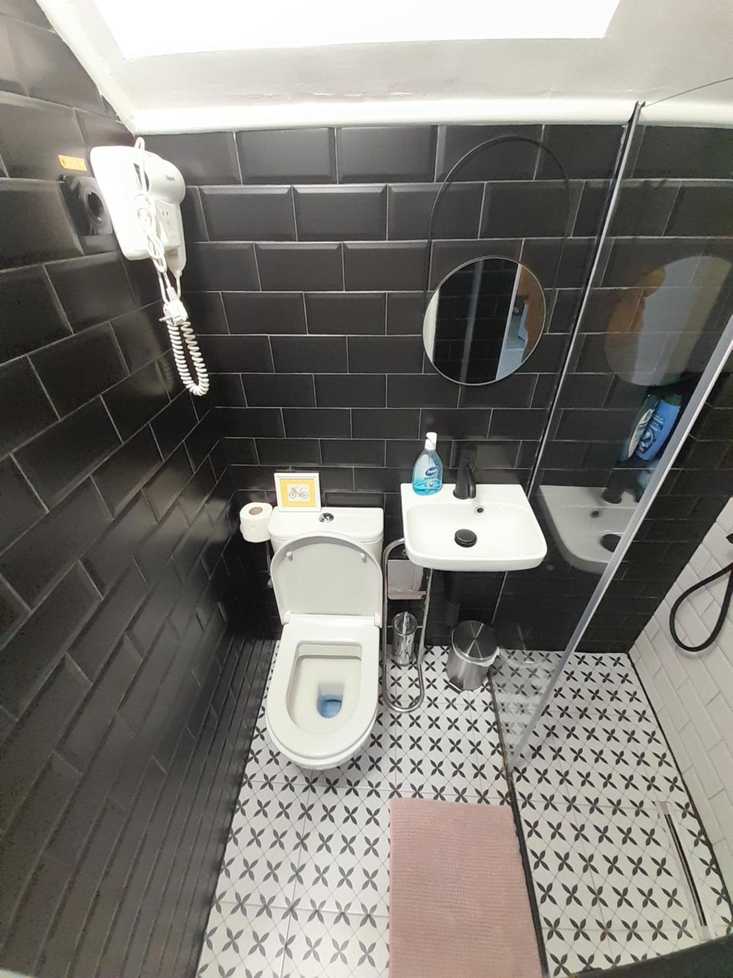 スボティツァCool & Cozy Centerアパートメント エクステリア 写真
